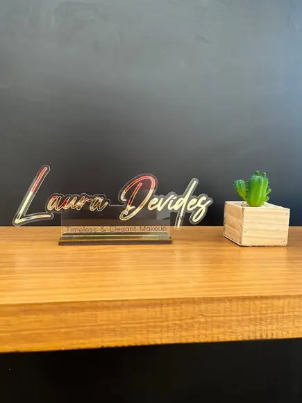 Nome de Mesa com Profissão em Acrílico Espelhado