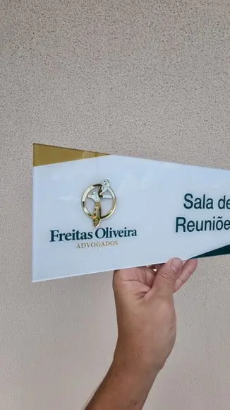 Placa Acrílico Comercio Logo Premium Impressão Uv 30x12cm
