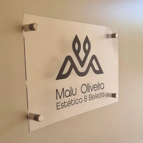 Placa Acrílico Porta Logo Impressão Uv com Espaçador 30x20cm