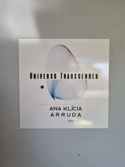 Placa de Identificação Logo Especial com Letras Alto Relevo