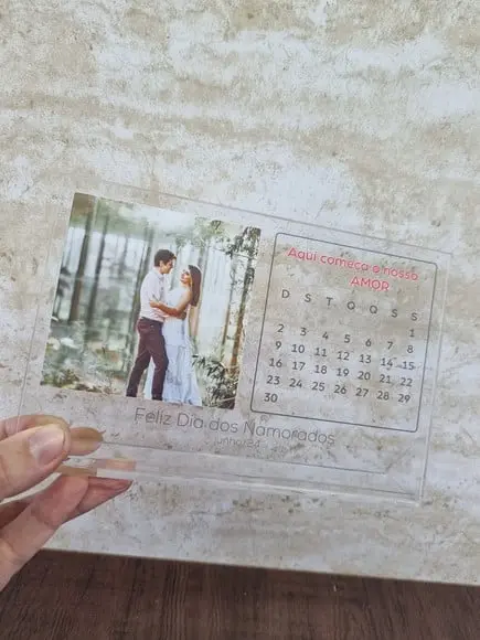 Presente Dia dos Namorados Data de Namoro Calendario e Foto