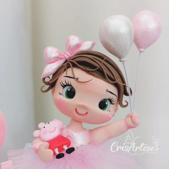 Topo de Bolo com Vela Personalizada em Biscuit