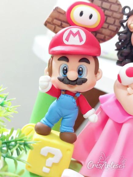 Topo de Bolo com Vela Super Mario