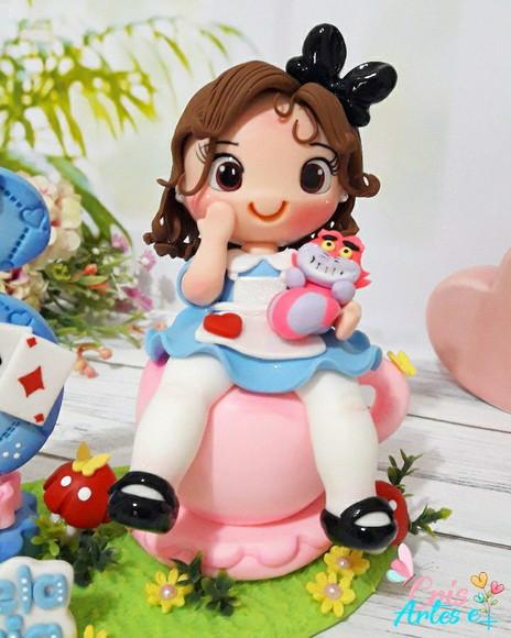 Vela Alice no Pais das Maravilhas