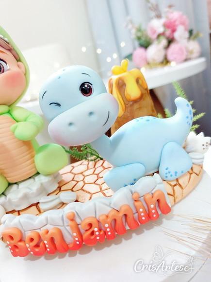 Vela Topo de Bolo Dinossauro Baby em Biscuit
