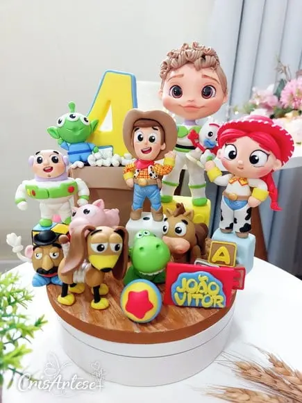Topo de Bolo com Vela Toy Story