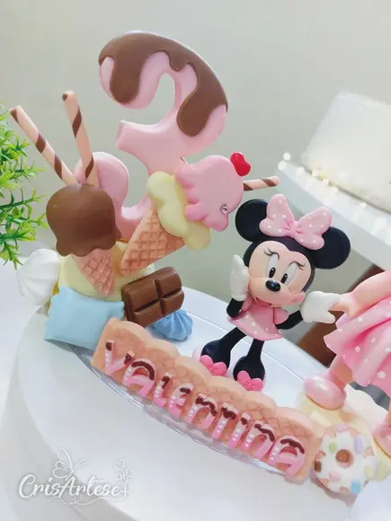 Topo de Bolo Minnie Rosa em Biscuit