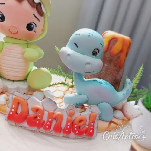 Vela Topo de Bolo Dinossauro Baby em Biscuit