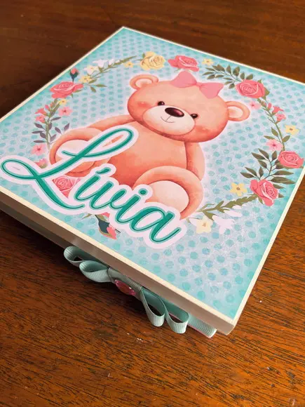 Caixa Lembrança Maternidade 50 Charutos Chocolate Ursinha