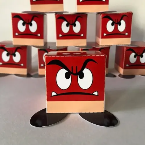 Caixa Goomba Super Mario