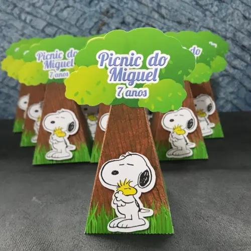 Caixa Pirâmide Snoopy