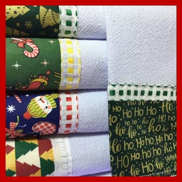 Kit 10 Bate Mão Toalha de Mão Barrado Natal Sortidos