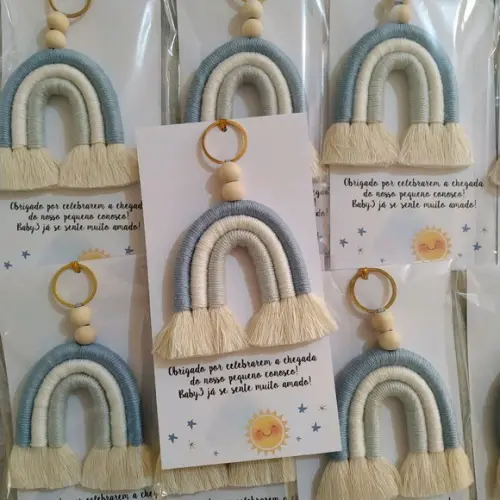 20 Lembrancinhas Maternidade Chaveiro Arco-íris Macrame