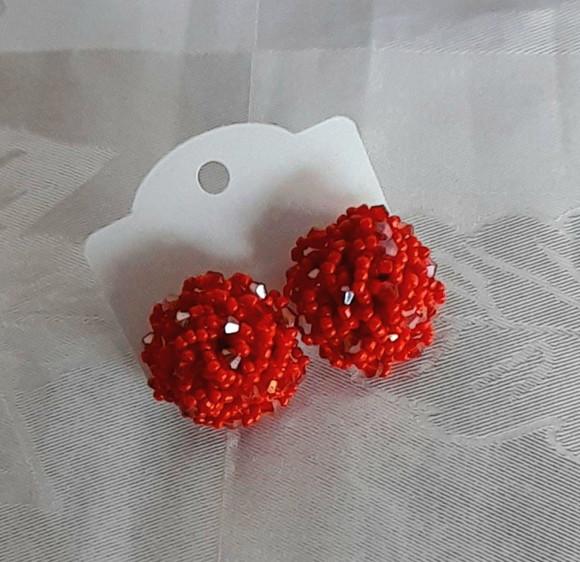 Brinco Miçangas Vermelho