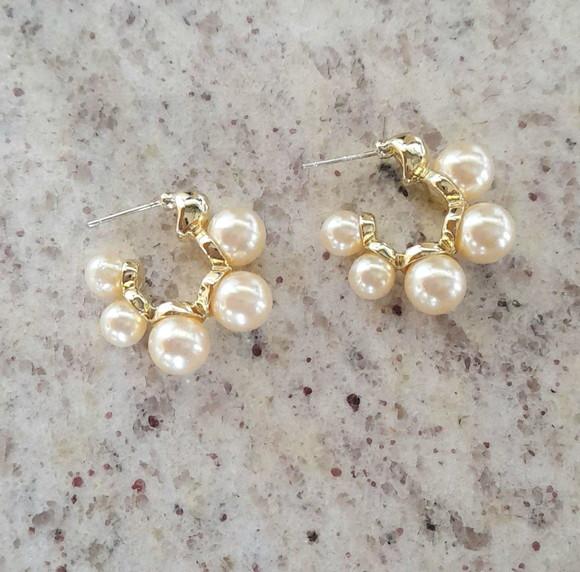 Brinco Pérolas Dourado