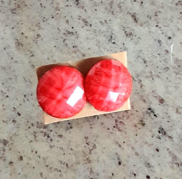 Brinco Vermelho