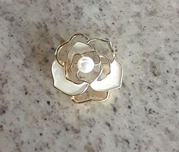 Broche Dourado/pérola