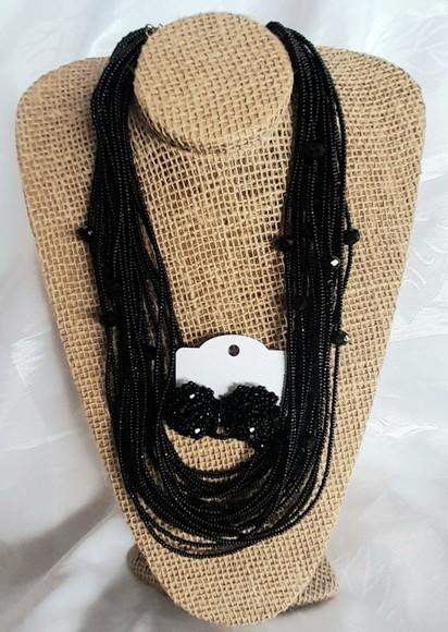 Colar Black C/cristais