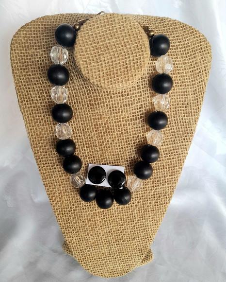 Colar de Bolas Black