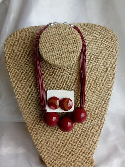 Colar de Bolas Grandes