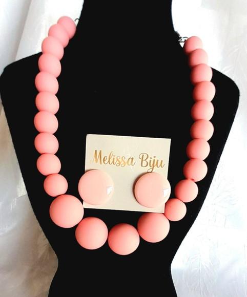 Colar de Bolas Rosa