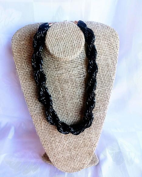 Colar de Canutilhos Black