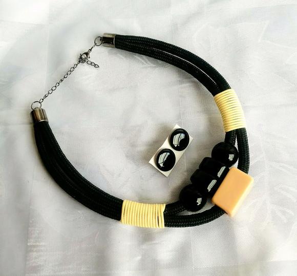 Colar de Corda Black/pedras/brincos