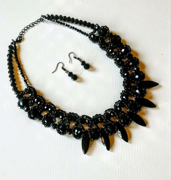 Colar de Festa /cristais/black