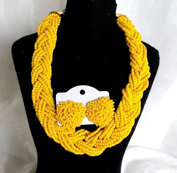 Colar de Miçangas Amarelo/brincos