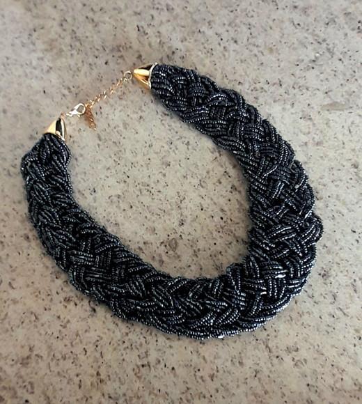 Colar de Miçangas Azul Escuro