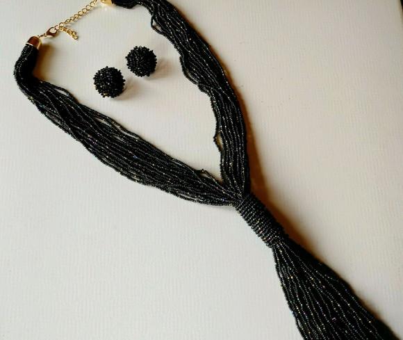 Colar de Miçangas Black c/ Brincos
