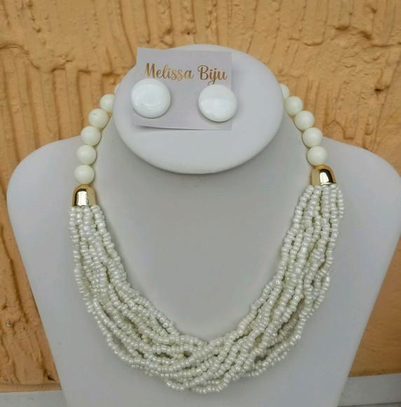 Colar de Miçangas Branco