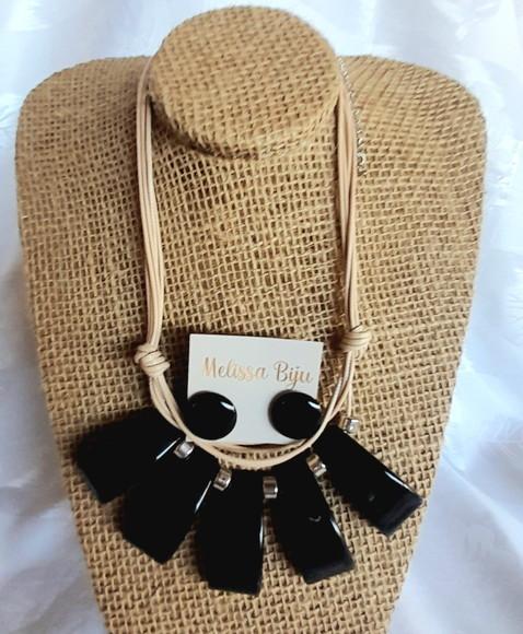 Colar de Resina Black /brincos