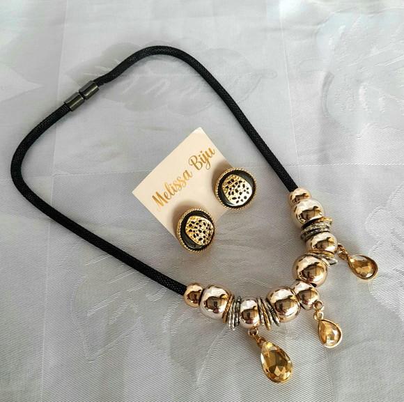 Colar Dourado