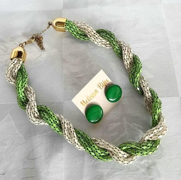 Colar Torsade Verde E Branco