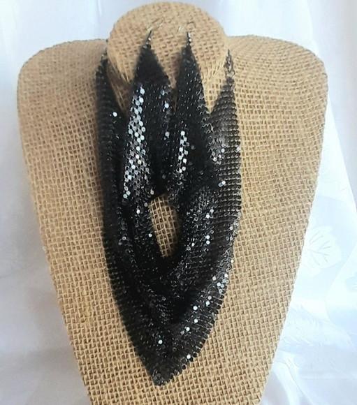Gargantilha Black