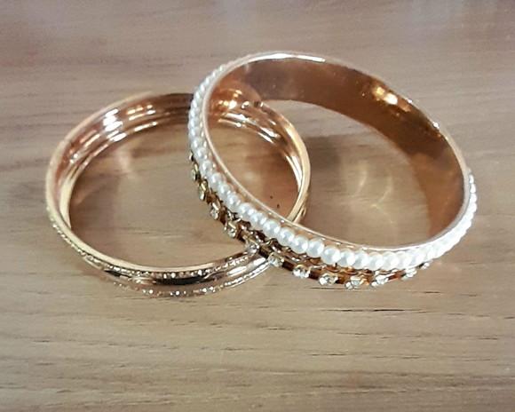 Pulseira Dourada/pérolas