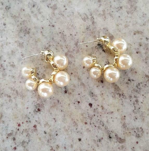 Brinco Pérolas Dourado