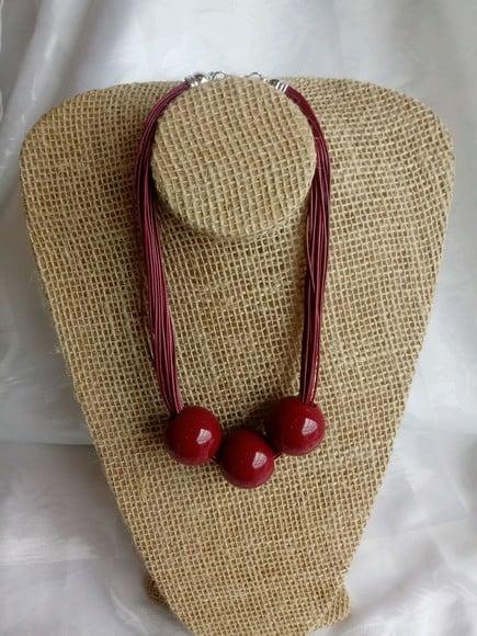 Colar de Bolas Grandes