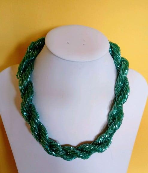 Colar de Miçangas Verde