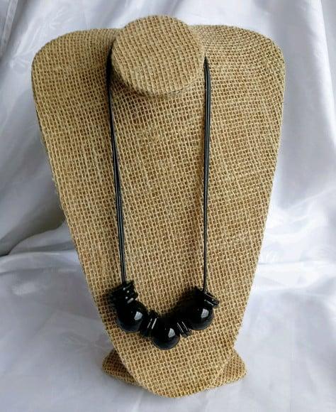 Colar de Resina Black