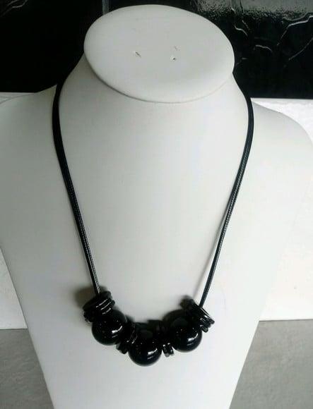 Colar de Resina Black