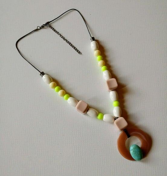 Maxi Colar Pedras