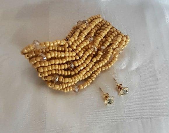 Pulseira de Miçangas e Cristais Bege/brincos