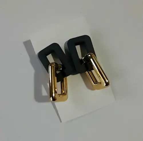 Brinco de Resina Cinza Chumbo/dourado
