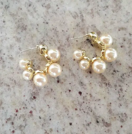 Brinco Pérolas Dourado