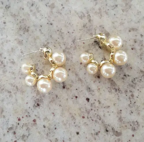 Brinco Pérolas Dourado