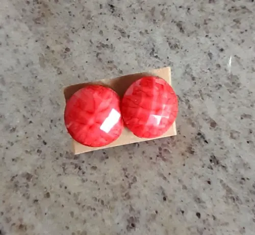 Brinco Vermelho