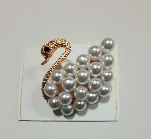 Broche Dourado/pérolas