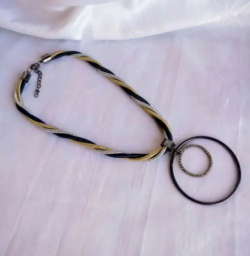 Colar de Cordas Black , Dourado e Prata